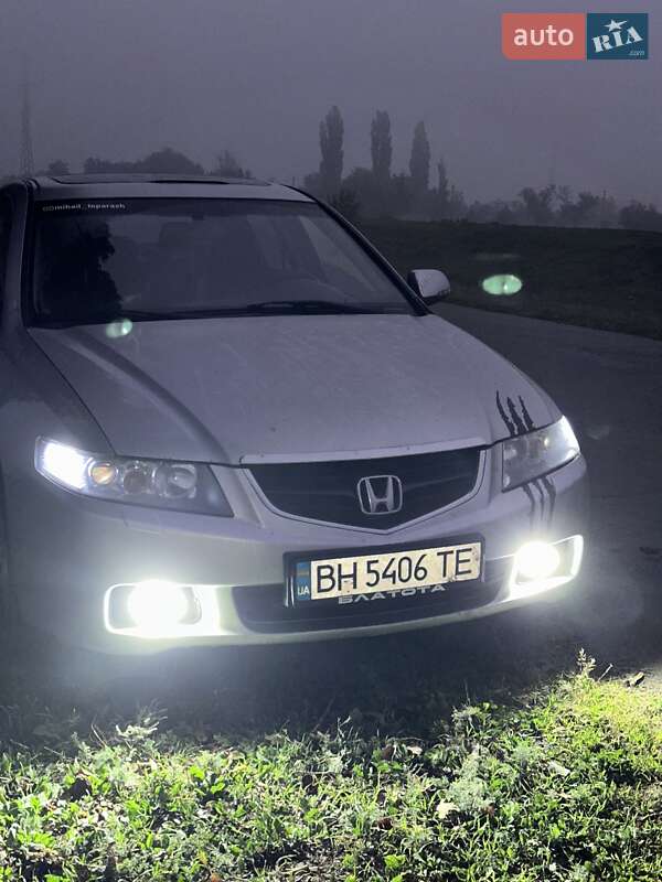 Honda Accord 2004