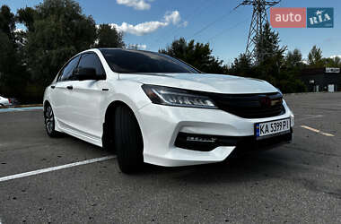 Седан Honda Accord 2017 в Киеве