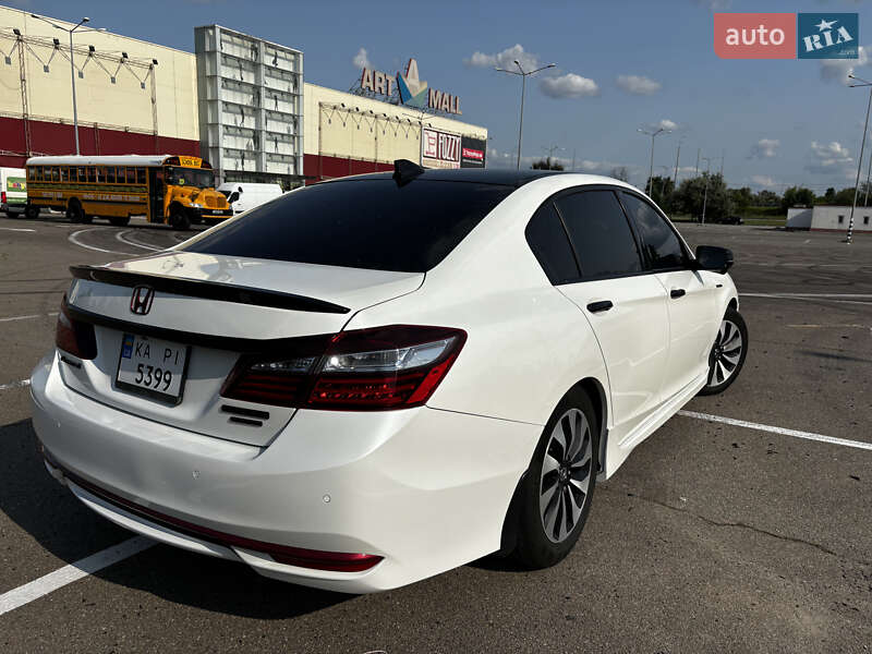Седан Honda Accord 2017 в Києві