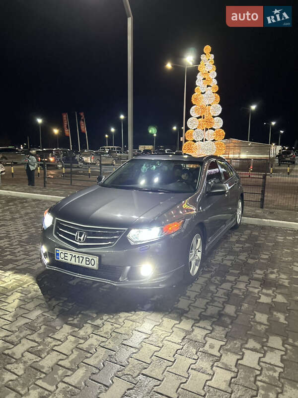 Седан Honda Accord 2008 в Чернівцях