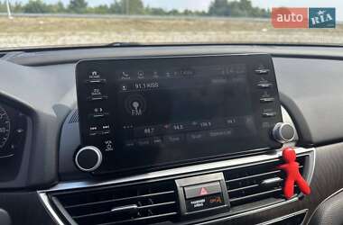 Седан Honda Accord 2019 в 