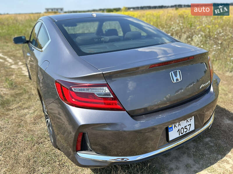 Купе Honda Accord 2017 в Киеве