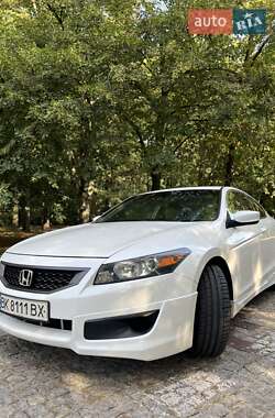 Купе Honda Accord 2008 в Києві