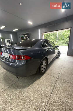 Седан Honda Accord 2003 в 
