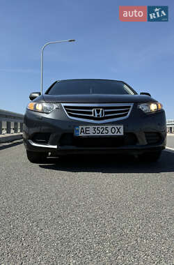 Седан Honda Accord 2012 в 