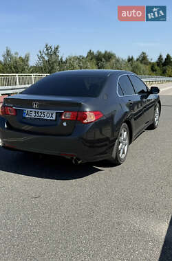 Седан Honda Accord 2012 в 