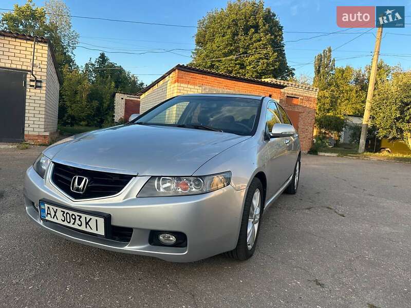 Седан Honda Accord 2004 в Люботині