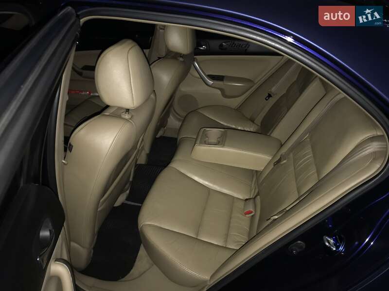 Седан Honda Accord 2005 в Першотравенську