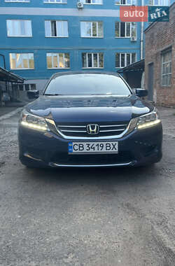 Седан Honda Accord 2015 в Чернигове