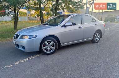 Седан Honda Accord 2004 в 