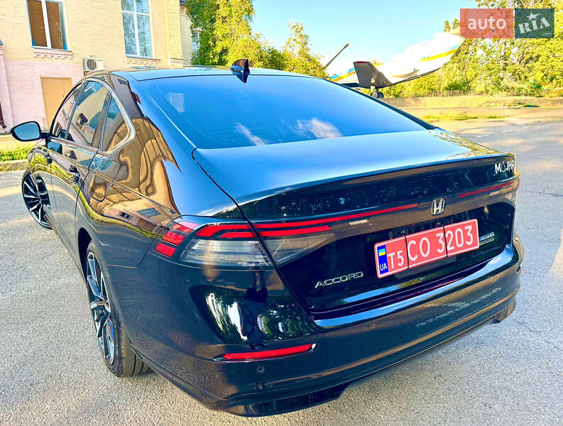 Седан Honda Accord 2024 в Києві