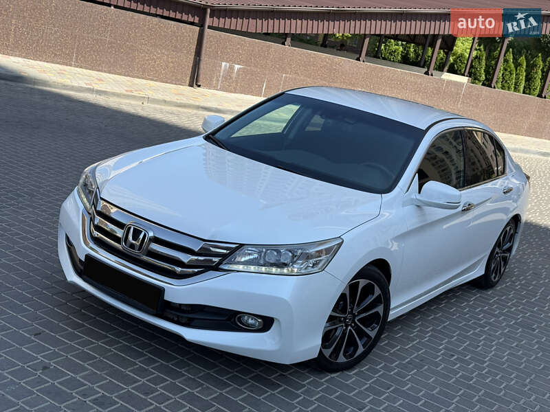 Седан Honda Accord 2015 в Одессе