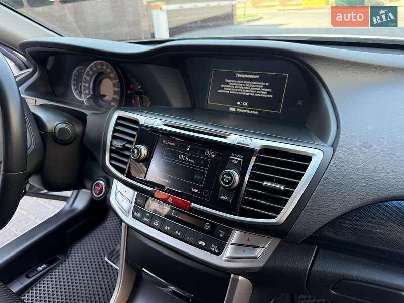Седан Honda Accord 2015 в Одессе