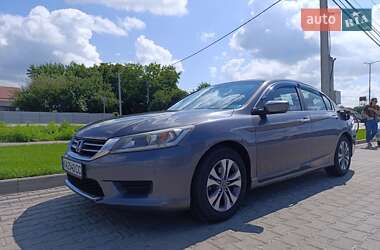 Седан Honda Accord 2014 в 