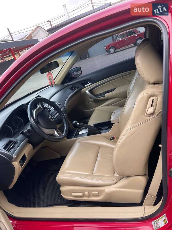 Купе Honda Accord 2008 в Балті