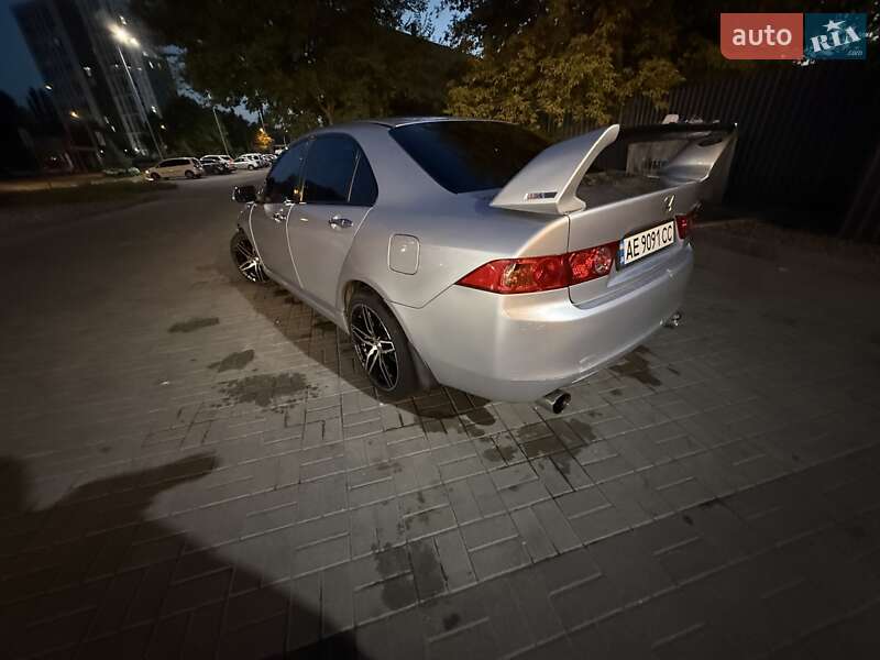 Седан Honda Accord 2004 в Дніпрі