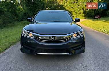 Седан Honda Accord 2016 в Києві