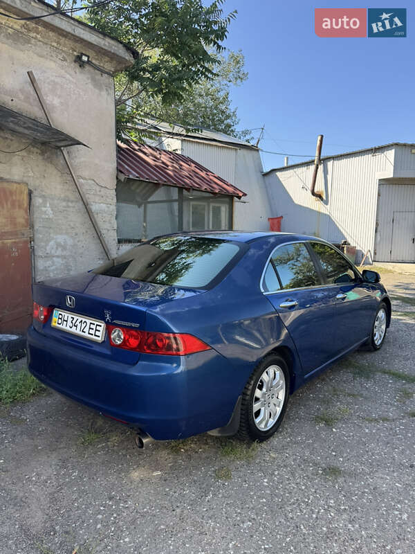 Седан Honda Accord 2004 в Одессе