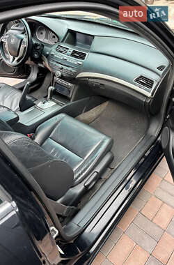 Купе Honda Accord 2012 в 