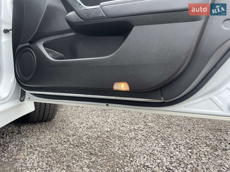 Седан Honda Accord 2012 в Києві