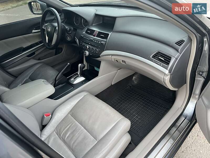 Седан Honda Accord 2008 в Кривому Розі