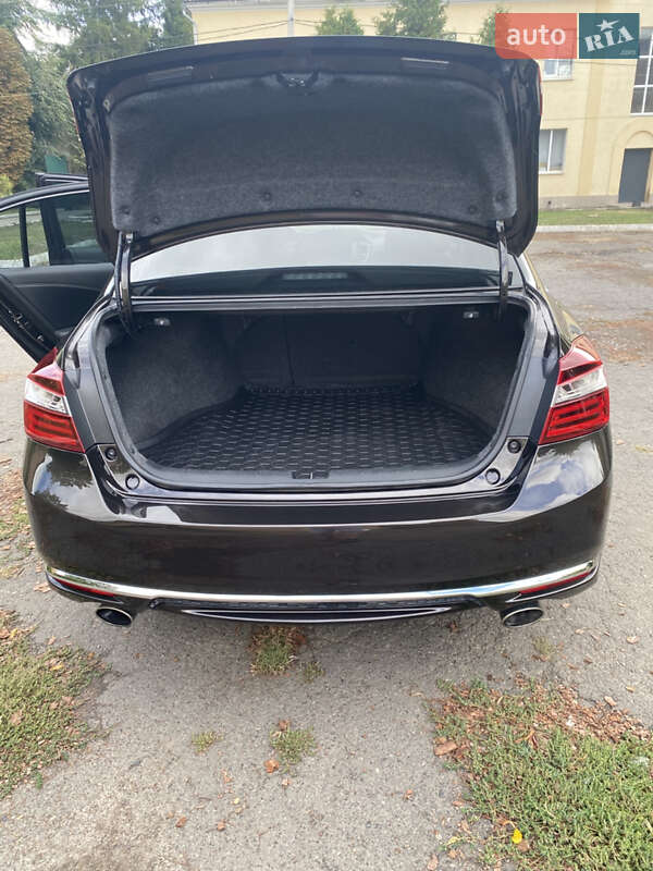 Седан Honda Accord 2017 в Ватутіному