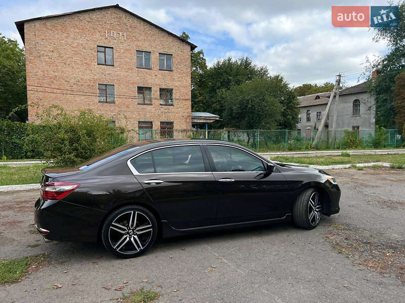 Седан Honda Accord 2017 в Ватутіному