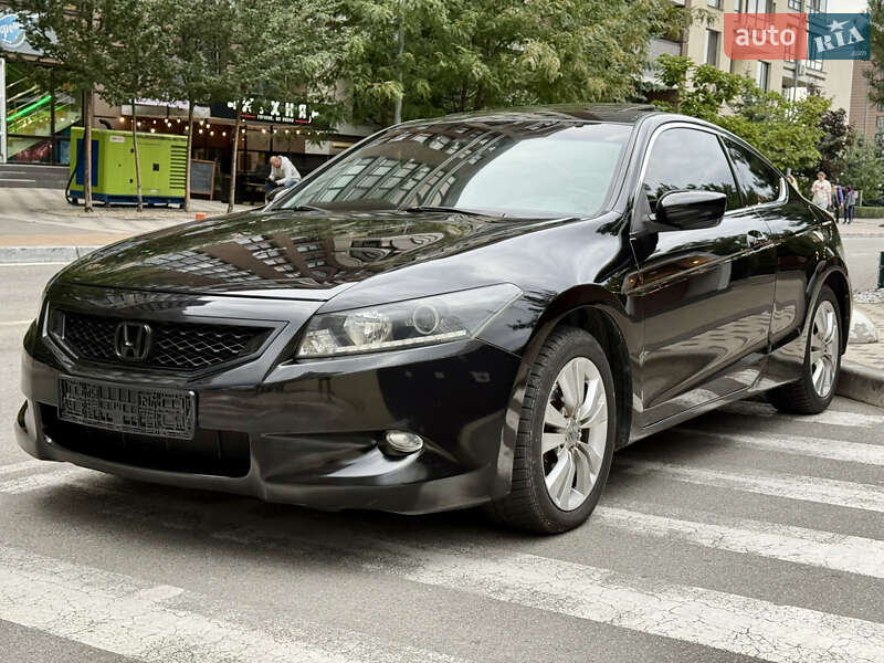 Купе Honda Accord 2008 в 
