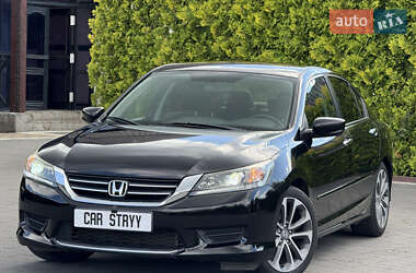 Седан Honda Accord 2014 в Стрые