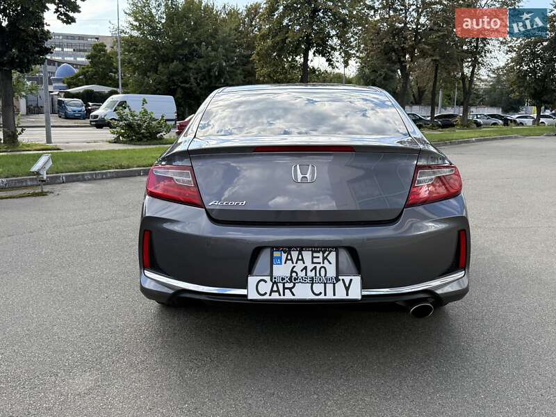 Купе Honda Accord 2016 в Києві