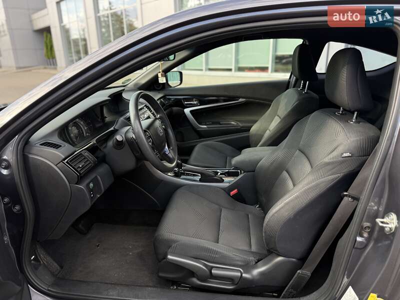 Купе Honda Accord 2016 в Києві