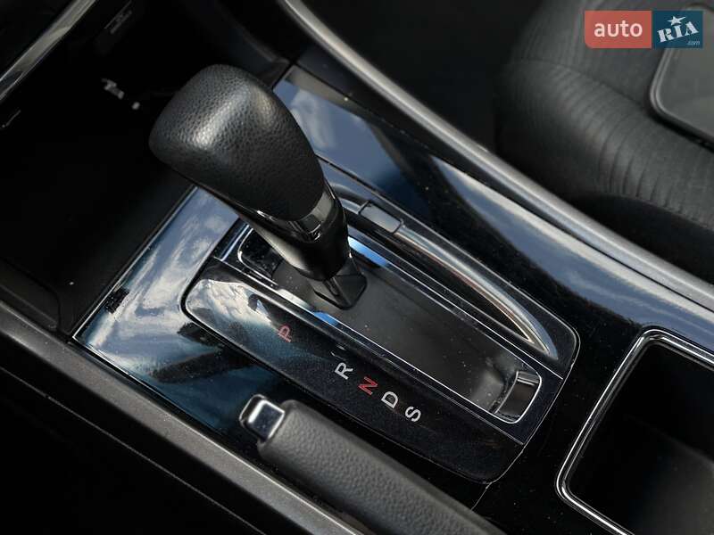 Купе Honda Accord 2016 в Києві