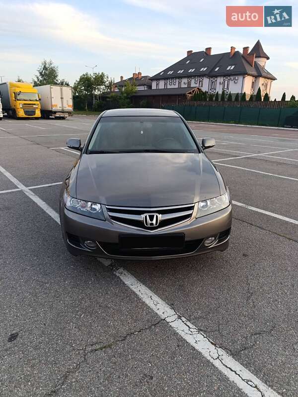 Седан Honda Accord 2008 в Львове