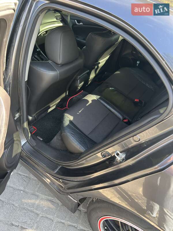 Седан Honda Accord 2008 в Жовкве