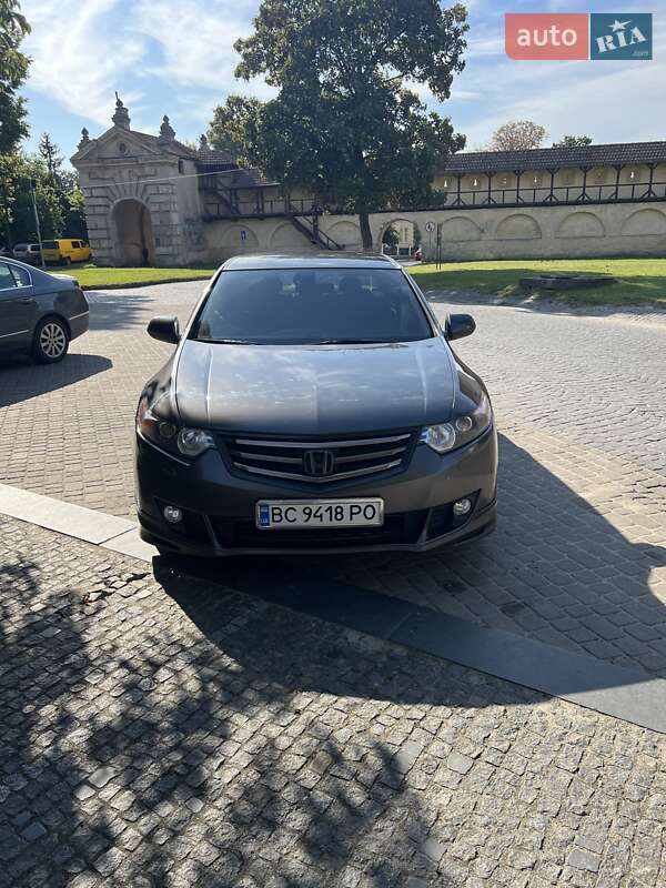 Седан Honda Accord 2008 в Жовкве