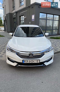Седан Honda Accord 2016 в Киеве