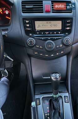 Седан Honda Accord 2006 в 