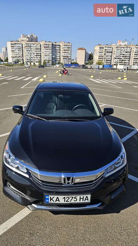 Седан Honda Accord 2017 в Києві
