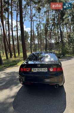 Седан Honda Accord 2005 в 