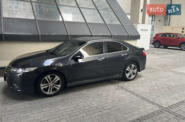 Седан Honda Accord 2011 в Хмільнику