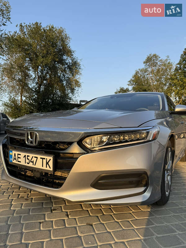 Седан Honda Accord 2020 в Дніпрі фото Седан Honda Accord 2020 в Дніпрі
