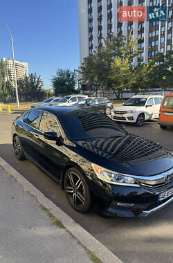 Седан Honda Accord 2017 в 