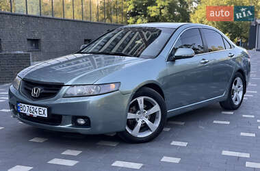Седан Honda Accord 2004 в 