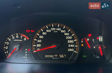 Седан Honda Accord 2004 в 