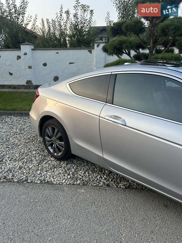 Купе Honda Accord 2012 в Ивано-Франковске