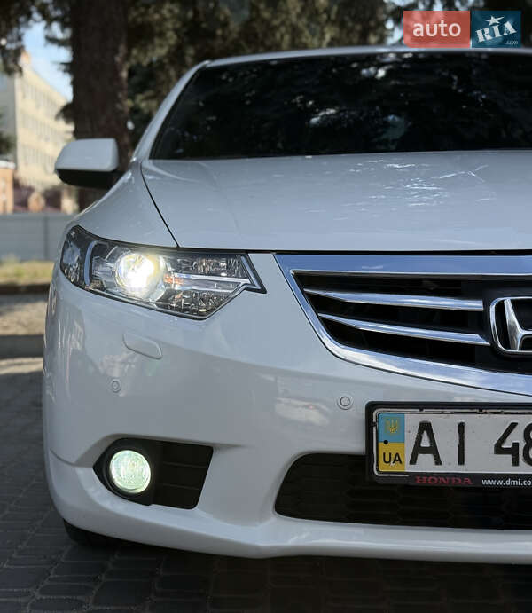 Седан Honda Accord 2012 в Кропивницком