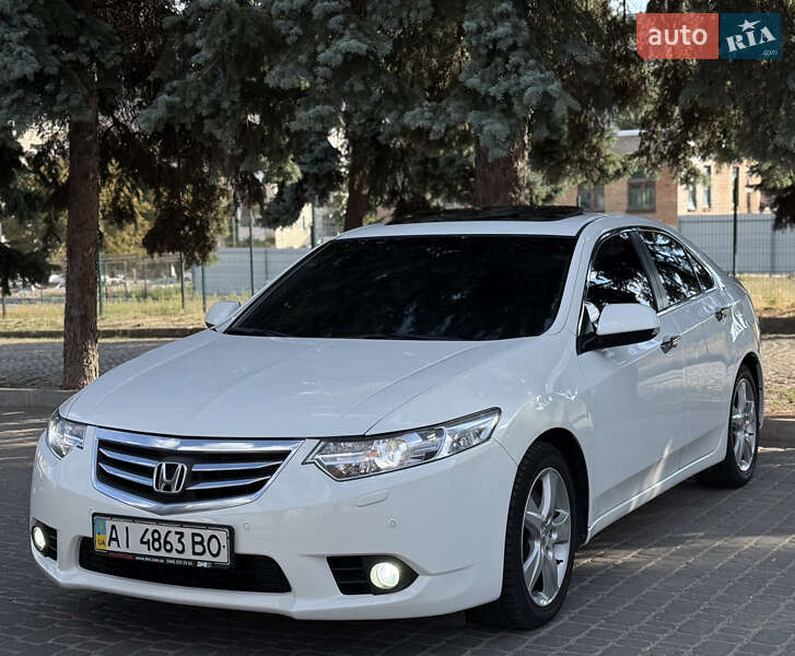 Седан Honda Accord 2012 в Кропивницком