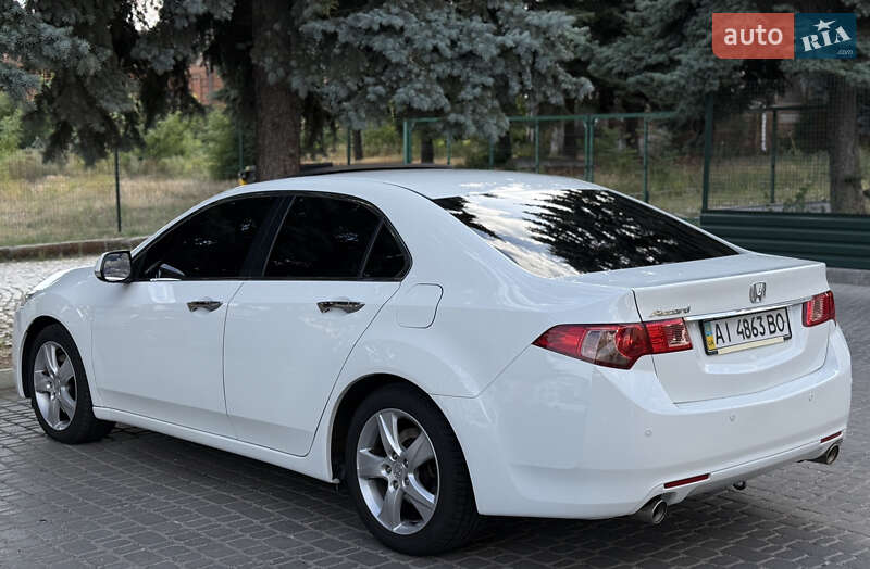 Седан Honda Accord 2012 в Кропивницком
