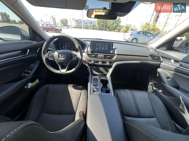 Седан Honda Accord 2019 в Киеве