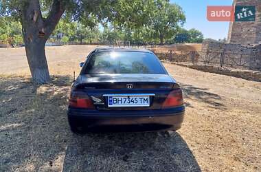 Седан Honda Accord 1998 в 